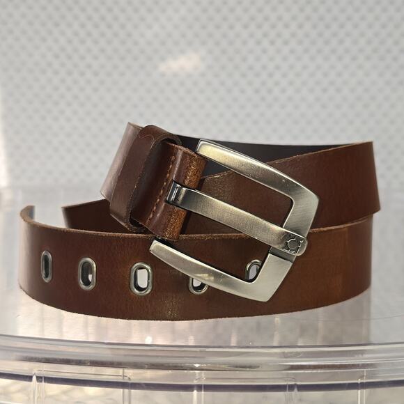 Kenneth Cole Reaction Brown Leather Belt Brushed Nickel Buckle Size 42 - Picture 1 of 9